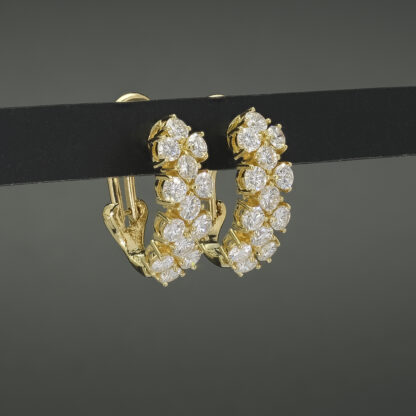 18ct Yellow Gold 1.50ct Diamond Line Cluster Earrings - Image 2