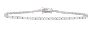 18ct White Gold 3.04ct Diamond Tennis Bracelet 7&#8243;