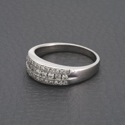 18ct White Gold 0.50ct Diamond Half Eternity Ring - Image 2