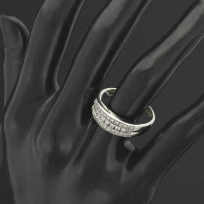 18ct White Gold 0.50ct Diamond Half Eternity Ring - Image 4