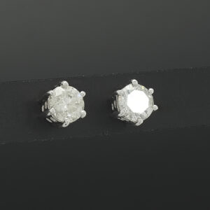 18ct White Gold 1.00ct Diamond Solitaire Stud Earrings