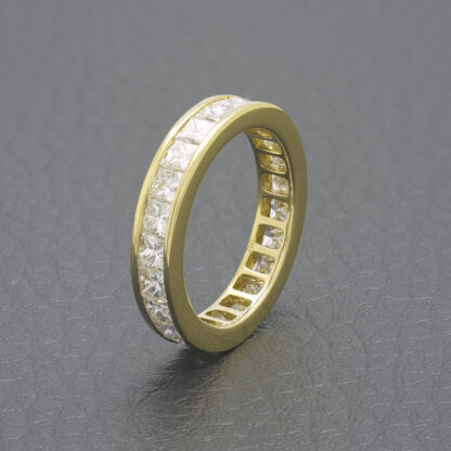 18ct Yellow Gold 3.00ct Diamond Eternity Ring - Image 2