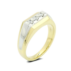 18ct Yellow Gold 0.20ct Diamond 3 Stone Signet Ring