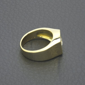18ct Yellow Gold 0.45ct Diamond Star Set Signet Ring