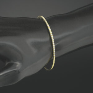 18ct Yellow Gold 0.60ct Diamond Bangle
