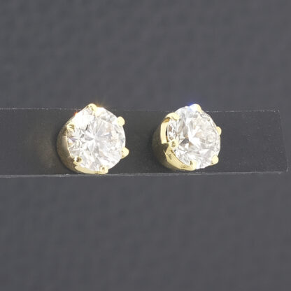 18ct Yellow Gold 2.70ct Diamond Solitaire Stud Earrings - Image 2