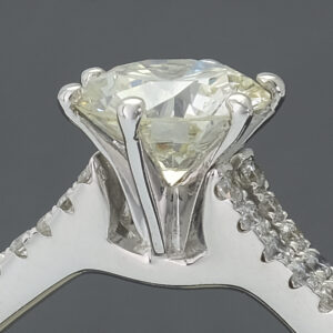 18ct White Gold 0.78ct Diamond Ring