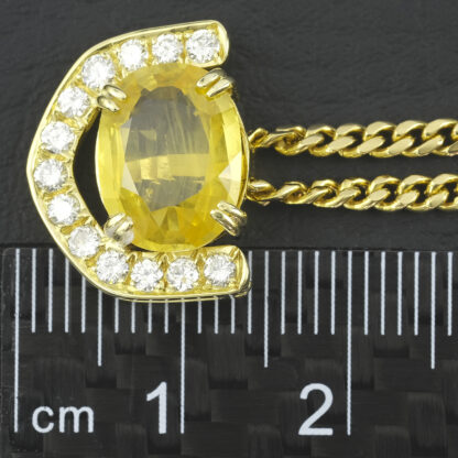 18ct Yellow Gold 0.30ct Diamond & 3.00ct Yellow Sapphire Necklace & Pendant - Image 2