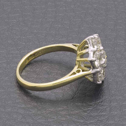 18ct Yellow Gold 1.85ct Diamond Cluster Ring - Image 3