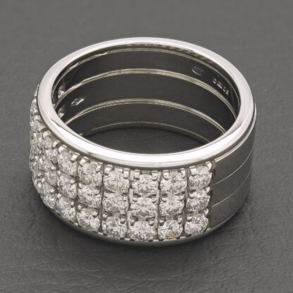 18ct White Gold 1.45ct Diamond 3 Row Eternity Ring - Image 4