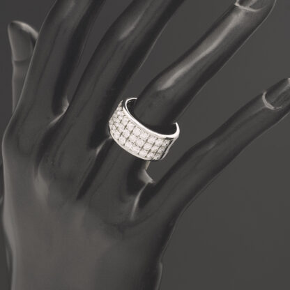 18ct White Gold 1.45ct Diamond 3 Row Eternity Ring - Image 2