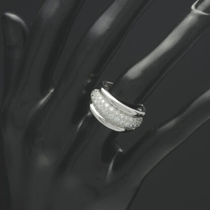 18ct White Gold 1.00ct Diamond Band - Image 4