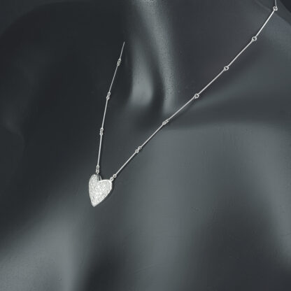18ct White Gold 1.50ct Diamond Heart Necklace 16'' - Image 2
