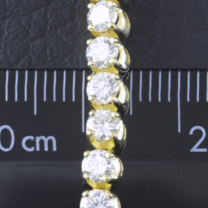 18ct Yellow Gold 6.90ct Diamond Line Bracelet 7&#8243; 2mm