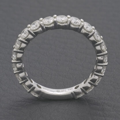 18ct White Gold 1.83ct Diamond Eternity Ring - Image 3