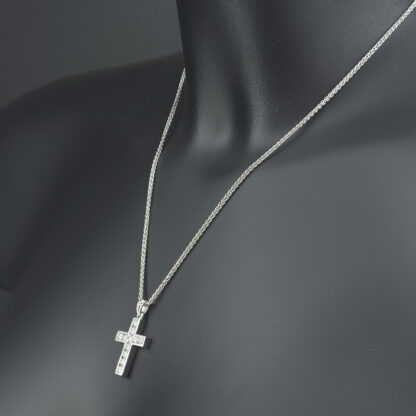 18ct White Gold 1.10ct Diamond Cross Necklace 18" - Image 2