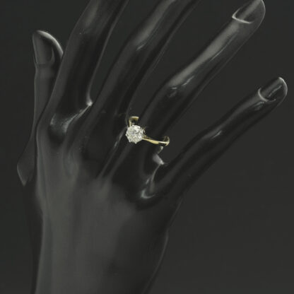 18ct Yellow Gold 0.90ct Diamond Solitaire Ring - Image 3