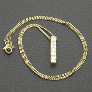 18ct Yellow Gold 0.51ct Diamond 3 Stone Necklace 16&#8243;