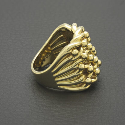 9ct Yellow Gold Keeper Ring - Image 3
