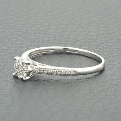 9ct White Gold Diamond Cluster Ring - Image 2