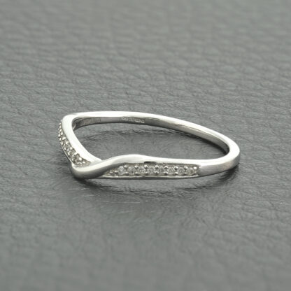 9ct White Gold Wishbone Diamond Ring - Image 2