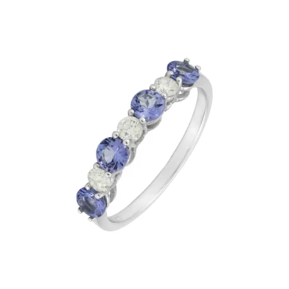 18ct White Gold 0.60ct Tanzanite 0.20ct Diamond Ring