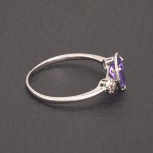 18ct White Gold Amethyst And Diamond Ring