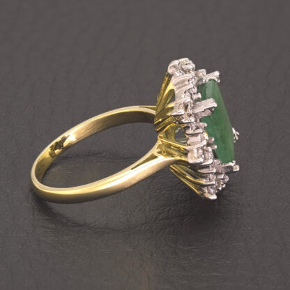 18ct Yellow And White Emerald And Diamond Ring - Image 4