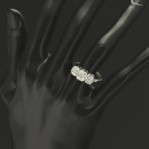 14ct White Gold 1.00ct Diamond Cluster Ring