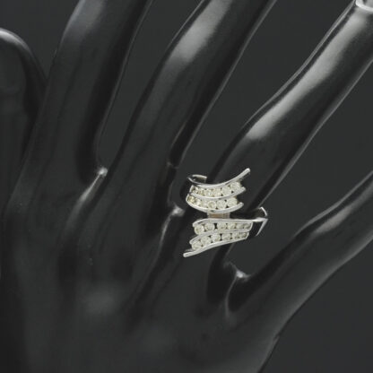 18ct White Gold 0.50ct Fancy Diamond Ring - Image 2