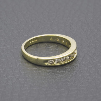 18ct Yellow Gold 0.30ct Diamond Half Eternity Ring - Image 2