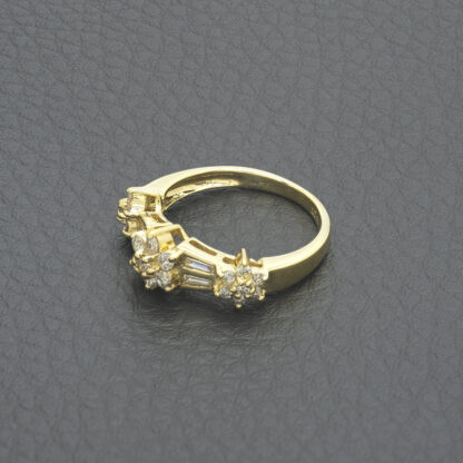 18ct Yellow Gold 0.50ct Diamond Triple Daisy Ring - Image 3