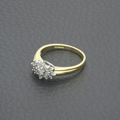 18ct Yellow Gold 0.31ct Diamond Cluster Ring - Image 3