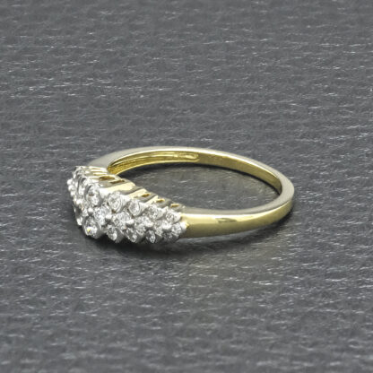 18ct Yellow Gold 0.48ct Diamond Cluster Ring - Image 2