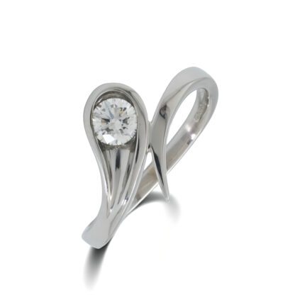 18ct White Gold 0.28ct Diamond Fancy Ring