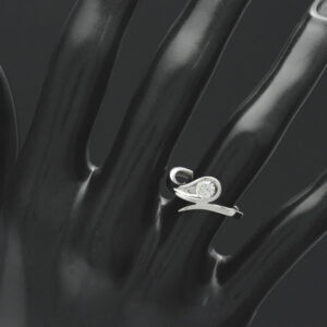 18ct White Gold 0.28ct Diamond Fancy Ring