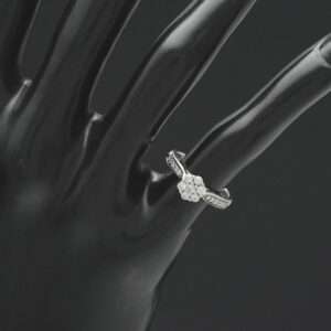 18ct White Gold 0.32ct Diamond Flower Cluster Ring