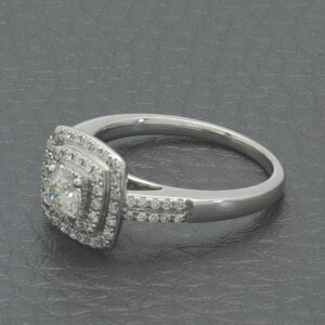 18ct White Gold 0.52ct Diamond Halo Ring