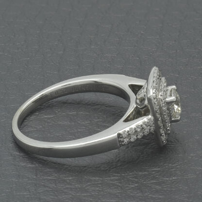 18ct White Gold 0.52ct Diamond Halo Ring - Image 2