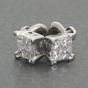 18ct White Gold 0.68ct Diamond Stud Earrings