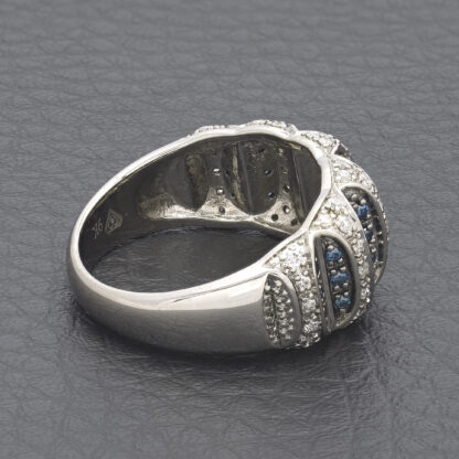 9ct White Gold 0.15ct Diamond & 0.15ct Blue Diamond Dress Ring - Image 3