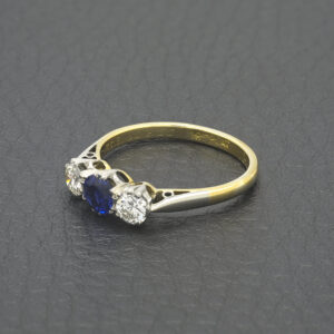 18ct Yellow Gold 0.50ct Diamond &#038; 0.40ct Sapphire 3 Stone Ring