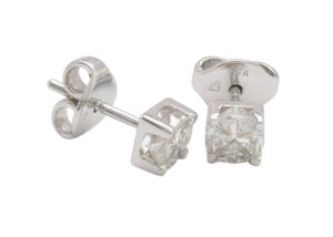 18ct White Gold 0.61ct Diamond Stud Earrings