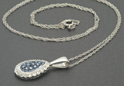 9ct White Gold Blue Diamond & Diamond Cluster Necklace - Image 4