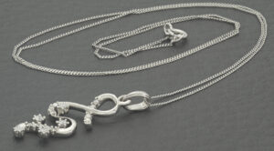 9ct White Gold 0.14ct Diamond Dropper Necklace 18&#8243;