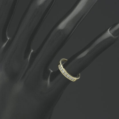 18ct Yellow Gold 0.25ct Diamond Half Eternity Ring - Image 4