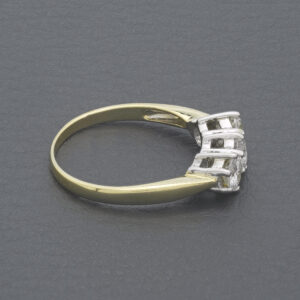 18ct Yellow Gold 0.89ct Diamond 3 Stone Ring