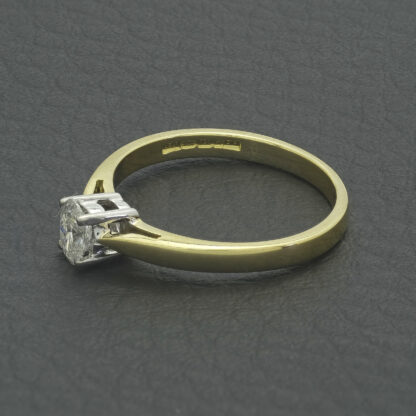 18ct Yellow Gold 0.25ct Oval Diamond Solitaire Ring - Image 4