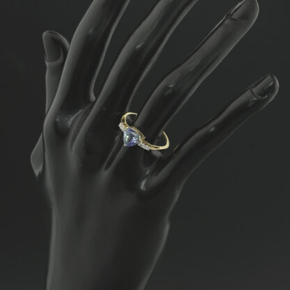 14ct Yellow Gold 0.09ct Diamond & 0.50ct Tanzanite Ring - Image 4
