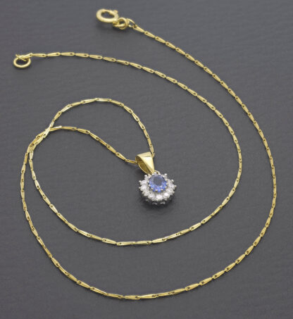 18ct Yellow Gold 0.18ct Diamond & 0.33ct Tanzanite Necklace 18'' - Image 2